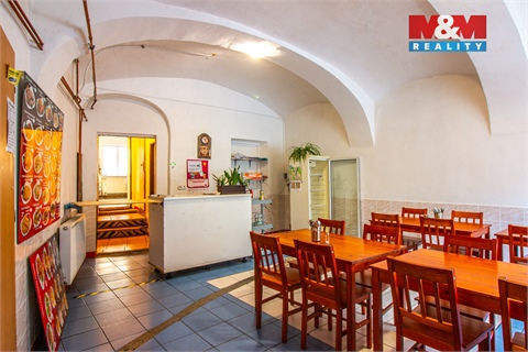 Prodej rodinného domu, 218 m² 2