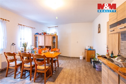 Prodej rodinného domu, 218 m² 14