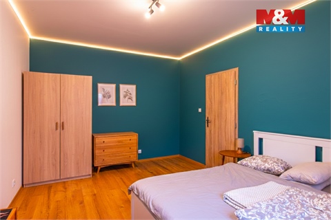 Prodej rodinného domu, 218 m² - 8