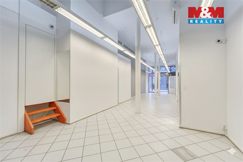 Pronájem obchodních prostor, 161 m² 2