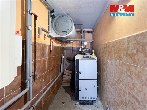 Prodej rodinného domu, 270 m² - 4