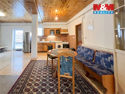 Prodej rodinného domu, 270 m² 18