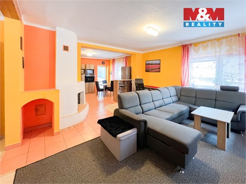 Prodej rodinného domu, 270 m² - 0