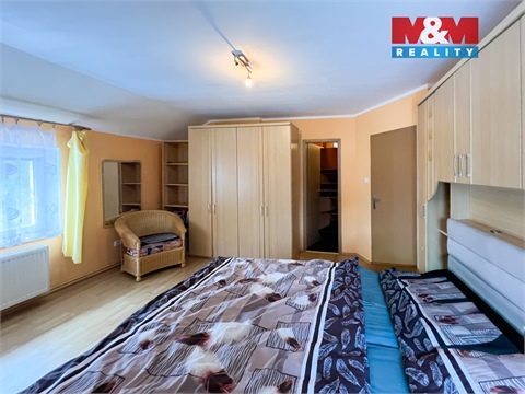 Prodej rodinného domu, 270 m² - 4