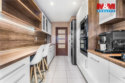 Prodej bytu 4+1, 99 m² - 2