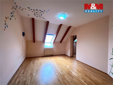 Prodej rodinného domu, 241 m² 8