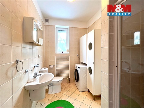 Prodej rodinného domu, 241 m² 18