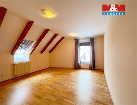 Prodej rodinného domu, 241 m² 22