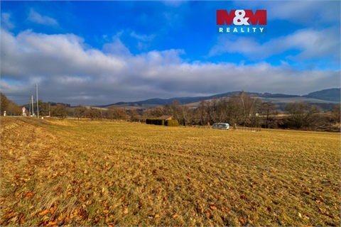 Prodej stavebního pozemku, 679 m² 0