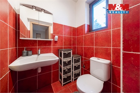 Prodej rodinného domu, 350 m² - 16