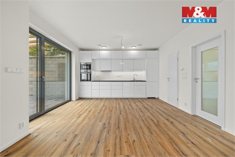 Pronájem rodinného domu, 118 m² 2