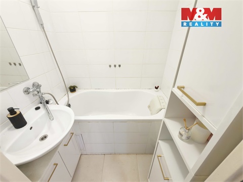 Prodej bytu 2+1, 60 m² 10