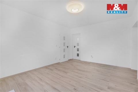 Pronájem bytu 4kk, 90 m² 10