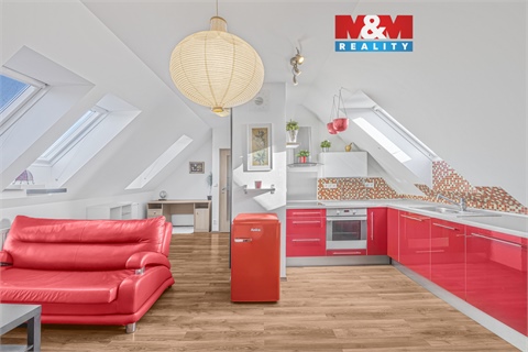 Prodej bytu 3kk, 72 m² 0