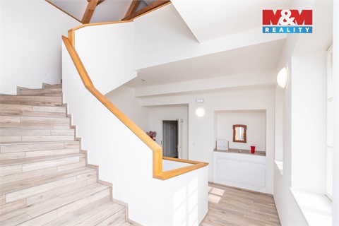 Pronájem bytu 1kk, 47 m² - 4