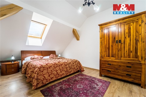 Pronájem bytu 4kk, 102 m² 6