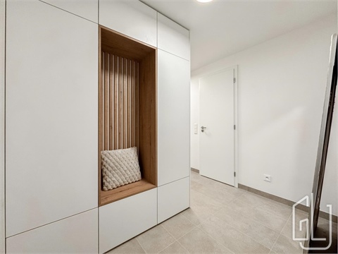 Pronájem bytu 2kk, 75 m² 12