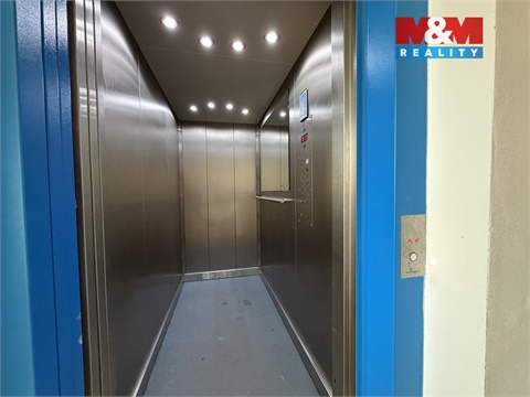 Prodej bytu 2kk, 42 m² - 18