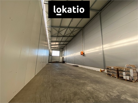 Pronájem skladu / haly, 1 300 m² 2