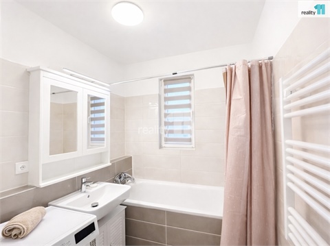 Prodej bytu 1kk, 38 m² 14