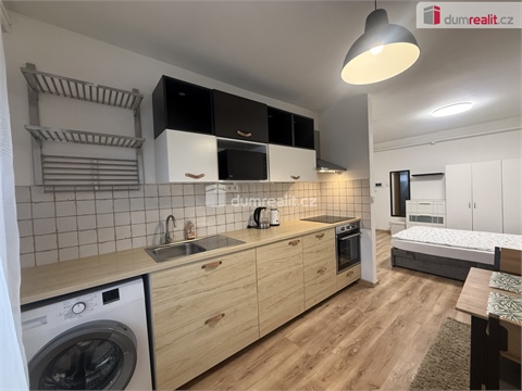 Pronájem bytu 1kk, 33 m² 6