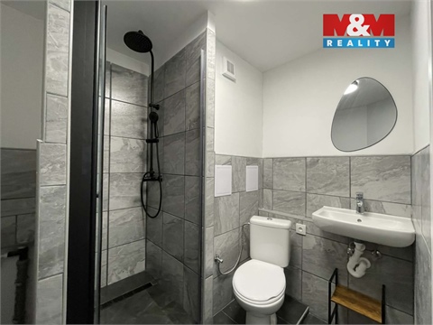 Pronájem bytu 1+1, 35 m² 2