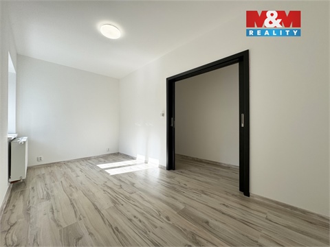 Pronájem bytu 3+1, 80 m² - 0