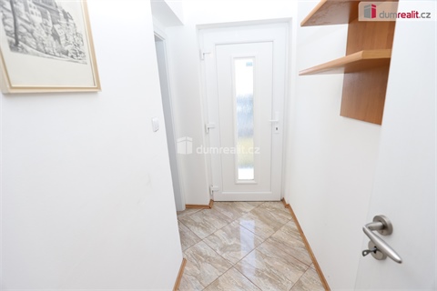 Prodej rodinného domu, 200 m² - 24