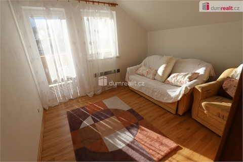 Prodej rodinného domu, 200 m² - 6