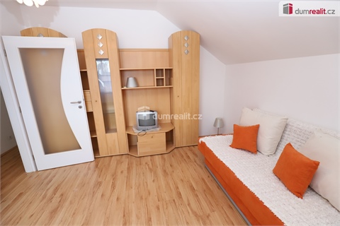 Prodej rodinného domu, 200 m² - 12