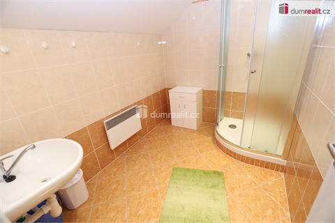 Prodej rodinného domu, 200 m² - 22