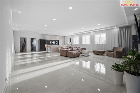 Prodej rodinného domu, 166 m² - 8