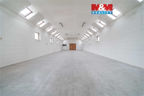 Pronájem skladu / haly, 155 m² 0