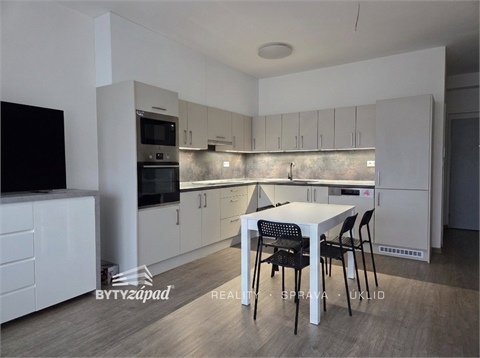 Pronájem bytu 2kk, 62 m² - 0