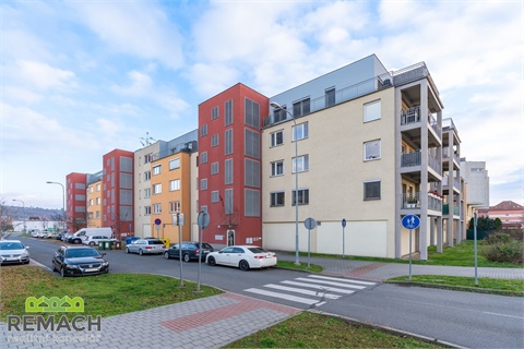 Pronájem bytu 1kk, 32 m² 0