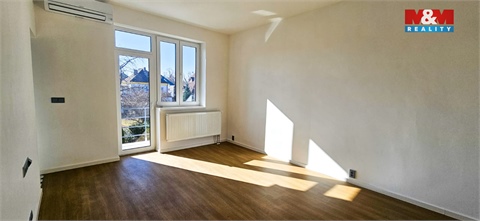 Pronájem bytu 3+1, 74 m² - 4