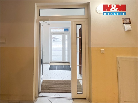 Pronájem bytu 1kk, 36 m² 12