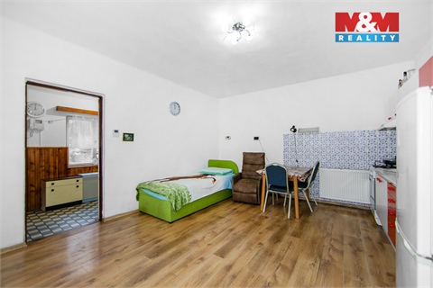 Prodej rodinného domu, 88 m² 2