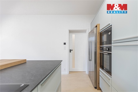 Prodej bytu 2kk, 63 m² 18