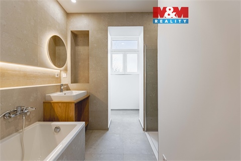 Prodej bytu 2kk, 63 m² 0