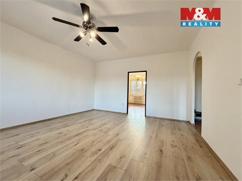 Prodej bytu 3+1, 76 m² 12