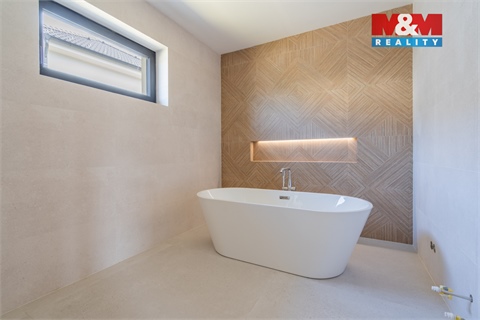 Prodej rodinného domu, 216 m² - 2