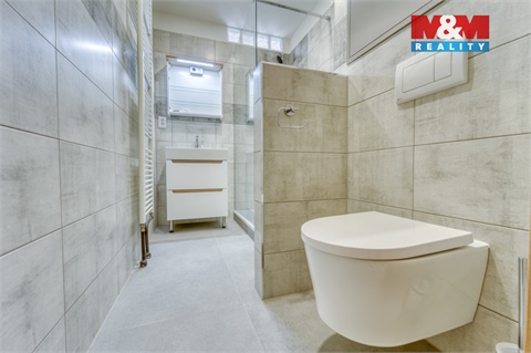 Pronájem bytu 1+1, 39 m² - 0