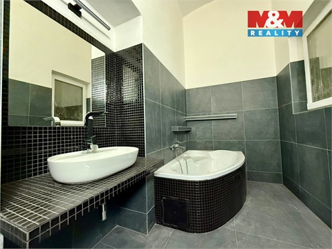 Pronájem kanceláře, 166 m² - 2