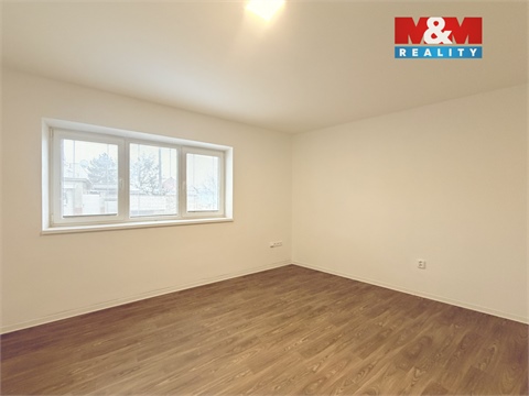 Prodej rodinného domu, 186 m² 12