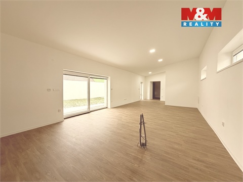 Prodej rodinného domu, 186 m² - 6