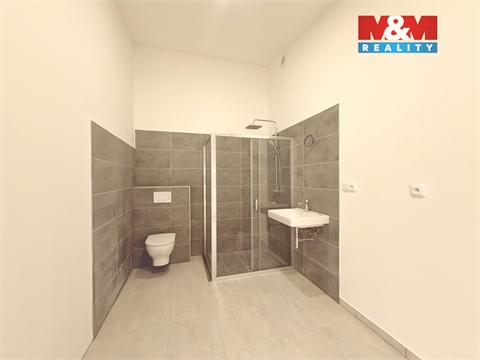 Prodej rodinného domu, 186 m² - 18