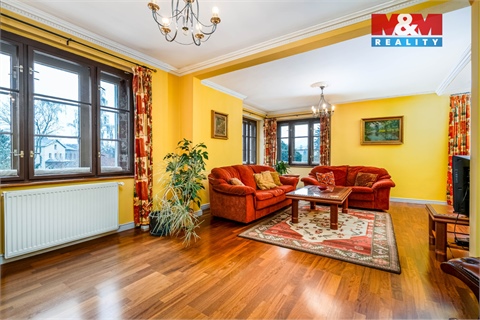 Prodej rodinného domu, 278 m² 14