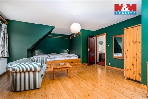 Prodej rodinného domu, 278 m² 12