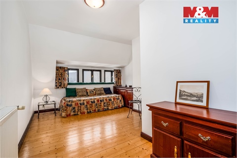 Prodej rodinného domu, 278 m² 18